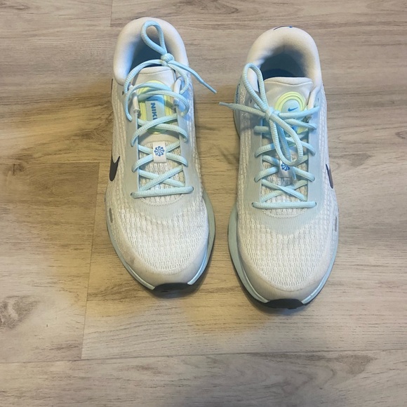 Nike Other - Nike Men’s Journey Run Summit White Deep Royal Blue Sneakers